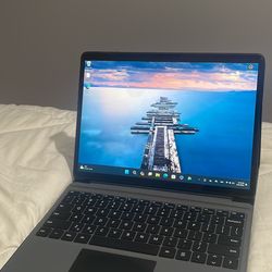 Microsoft Surface Pro 9 