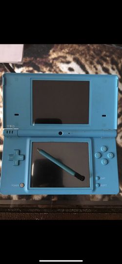 Nintendo DSI with Charger and Stylus and Case