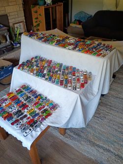 290 hotwheels cars from the '70s on up