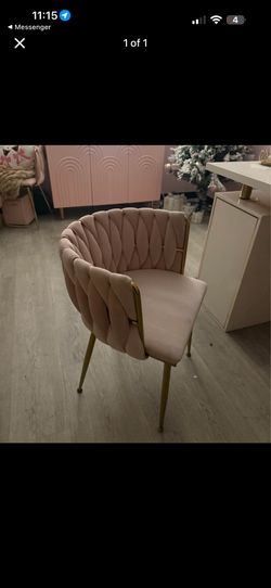 2 Pink Chairs