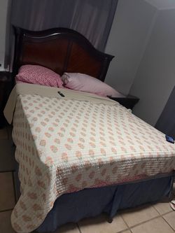 Bedroom set