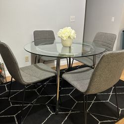 Round Dining Table
