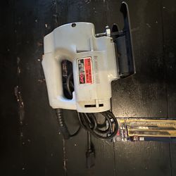 Black And Decker Jig Saw With New Blades $20