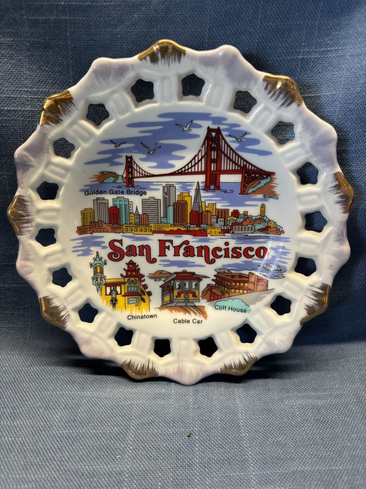 Vintage San Francisco Ceramic Collectible Plate - Great Condition! 