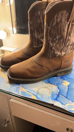 Read head work boots