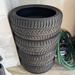 PIRELLI   WINTER SOTTOZERO 3 235/35 R19 91V