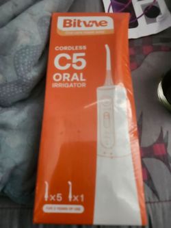 Brand new cordless c5 oral irrigator