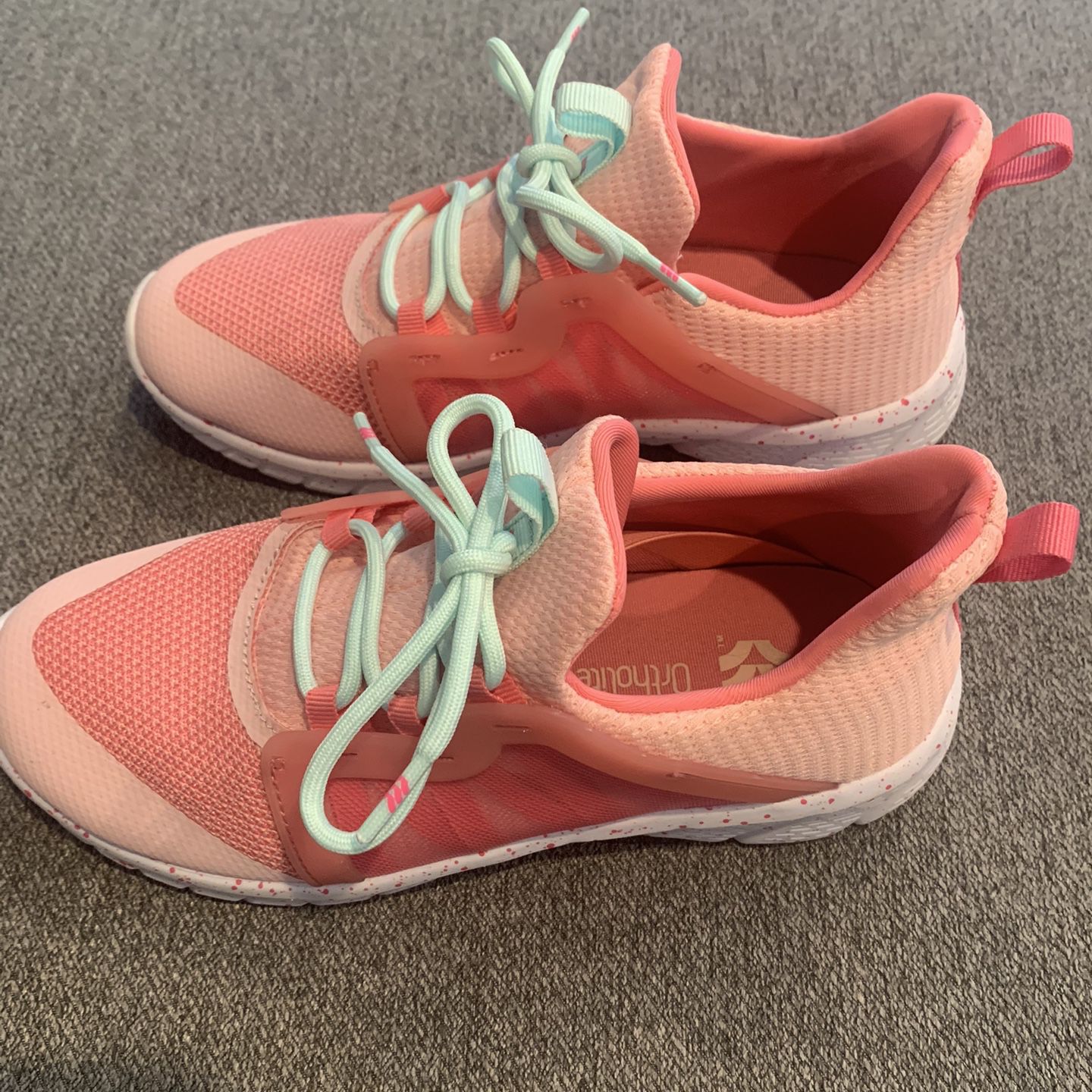 All In Motion Girls Athletic Shoes for Sale in Los Angeles, CA - OfferUp
