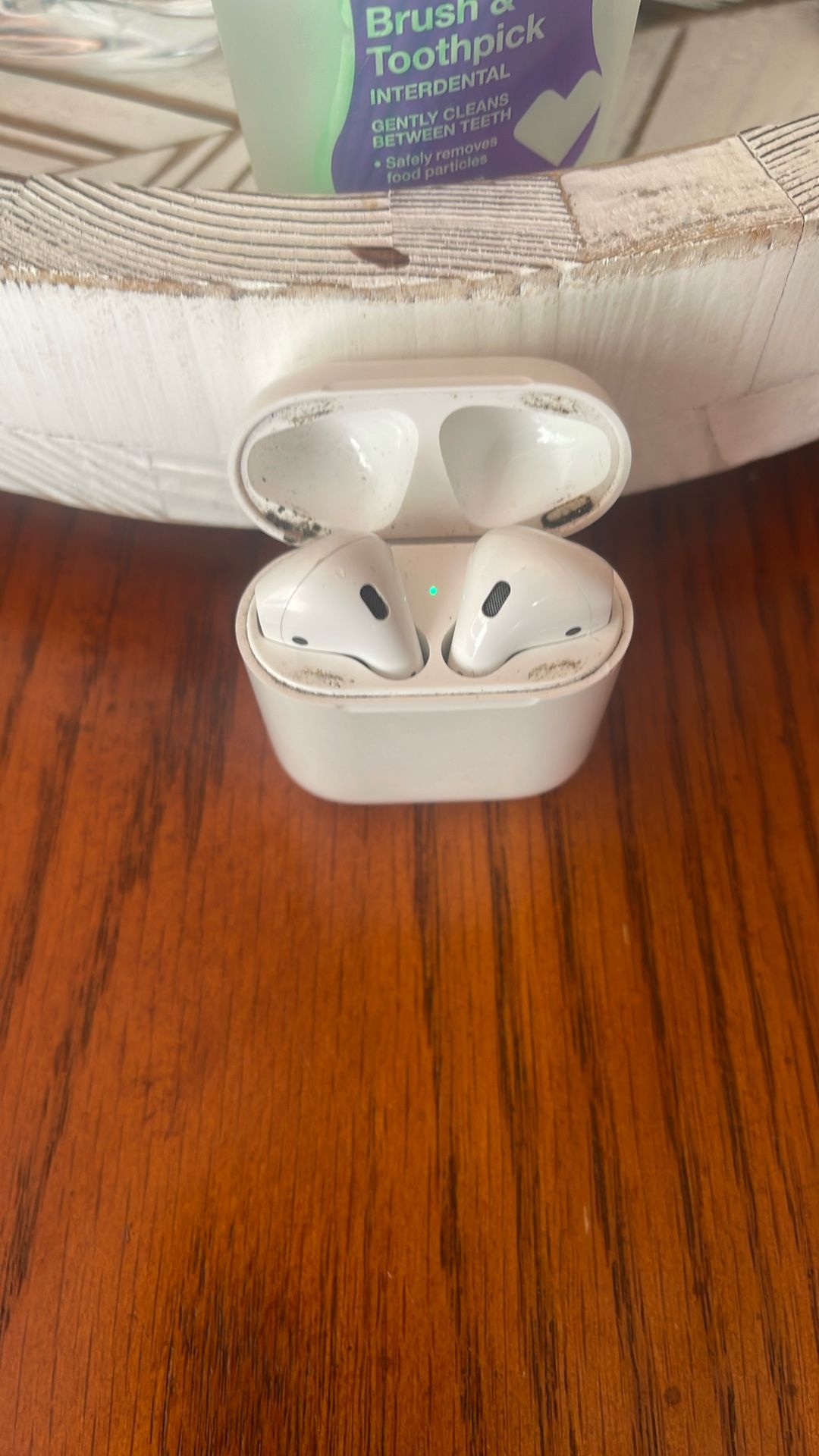 AirPod 2 No Charger
