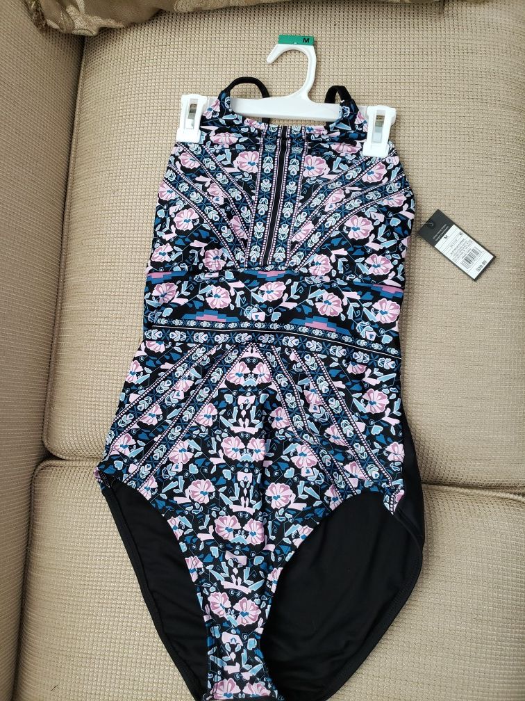 Brand New Never Worn Womens swimsuit