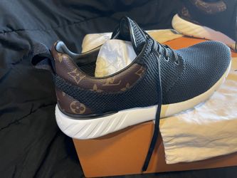 Louis Vuitton Men’s Monogram Fast Lane Sneaker US 9”