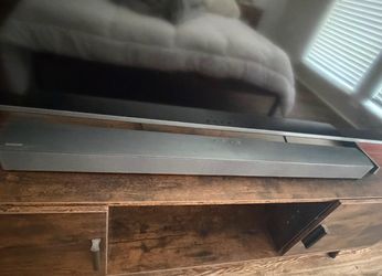 Soundbar with subwoofer