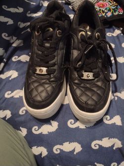 Men's  GBG black quilted style sneakers size 8
