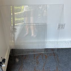 Acrylic Plexi Glass Free