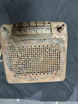 1940 Chevy Radio