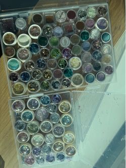 Nail glitter and sequins