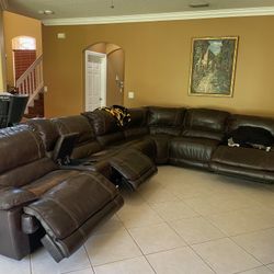 6 seat brown leather sectional 