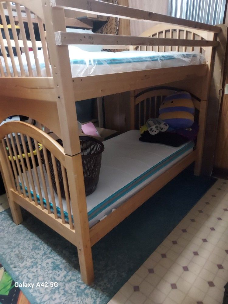 Wood Bunk Bed And Twin Mattresses