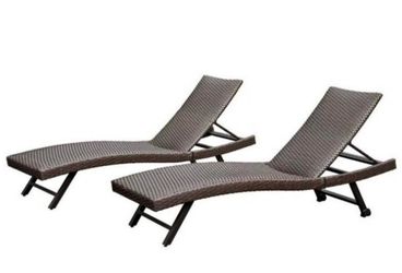 New in Box Domi Set of 2 Outdoor Foam Wicker Lounge Chaise Lounge Set Padded