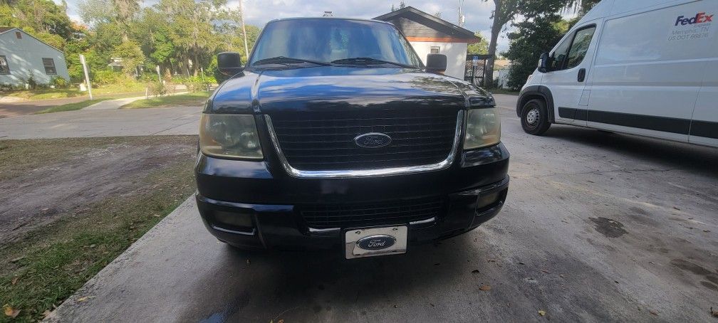 2003 Ford Expedition