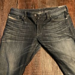 Diesel Safados Slim Straight 36 34s
