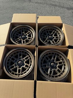 Fuel Nitro 6x5.5 17” Wheels Bronze