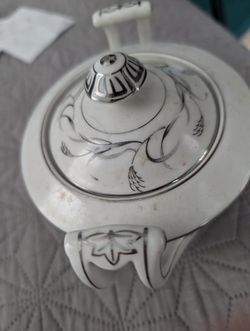 Vintage China Harmony House Platinum 3 Garland Sugar Bowl