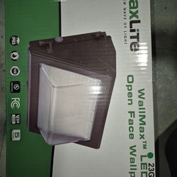 Camercial grade wall pack