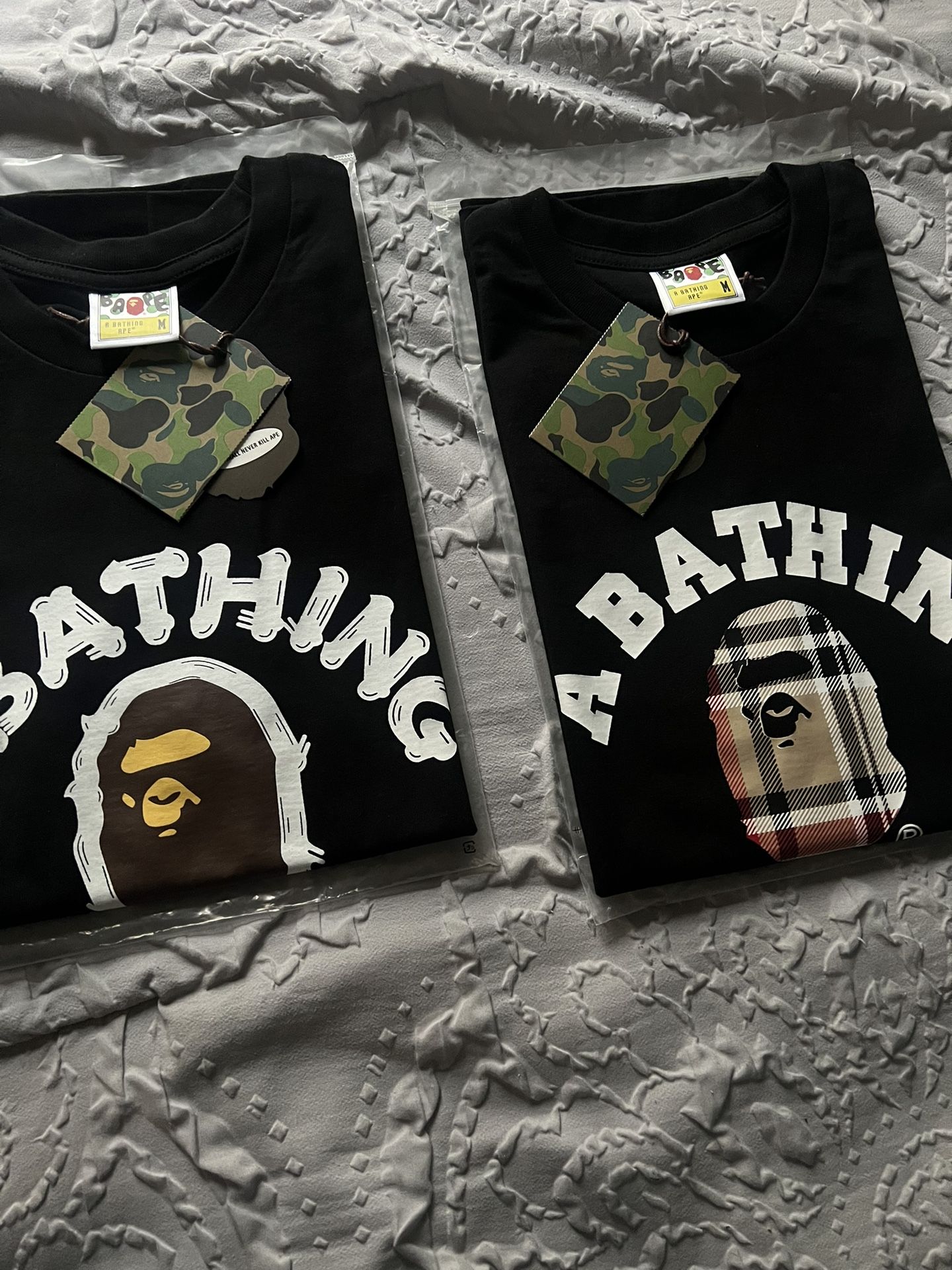 bape t