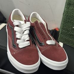 *New* Vans Kids 2.5 - Burgundy