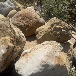 Large and Medium size Landscaping Boulders for Ponds  Or Waterfalls and Gardens