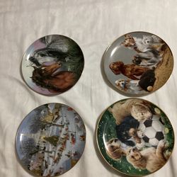 Decorative Collector Plates