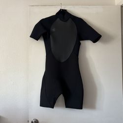 BRAND NEW WETSUIT/SURFSUIT