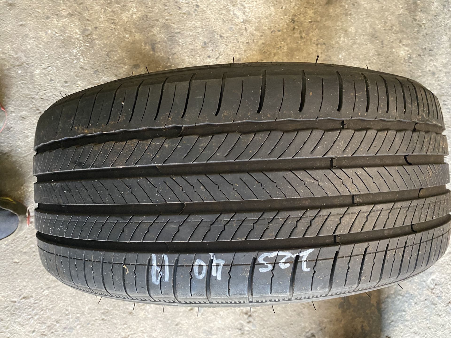 One Tire 225 40 19