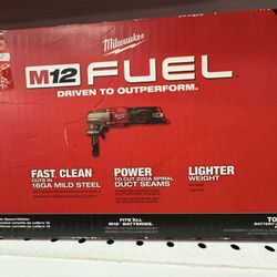 Milwaukee New Nibbler