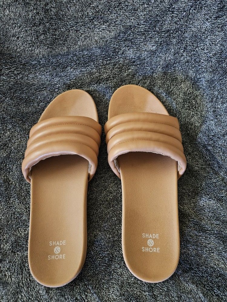 Slides Size 8