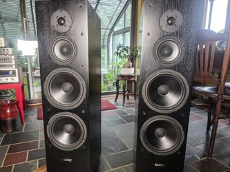 Speakers (2) Cambridge sound works Tower 1 in beautiful blackwood, all are in good working order.