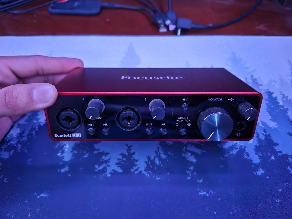 Focusrite Scarlett 2i2 3rd Generation Audio Interface