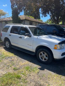 2004 Ford Explorer V8 XLT