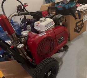 Titan PowrTwin 4900 Plus Gas Airless Paint Sprayer