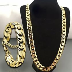 Gold Plated Chain& Bracelet Set 