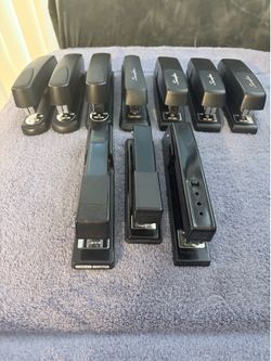 10 staplers (read details)