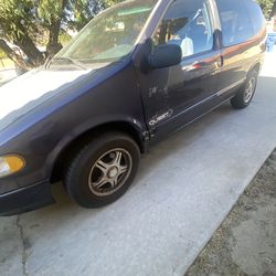 1995 Nissan Quest