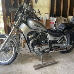 2003 Suzuki VS800