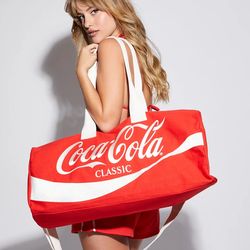 New forever 21 coca cola gym duffle bag vintage style