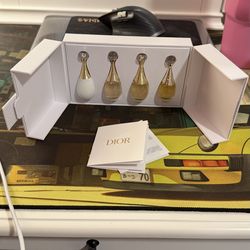 Dior J’adore Mini Perfume Set (4 pcs) – Brand New