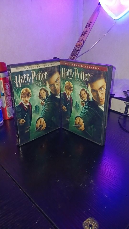 Harry Potter (and The Order of The Phoenix) Full-screen + Widescreen