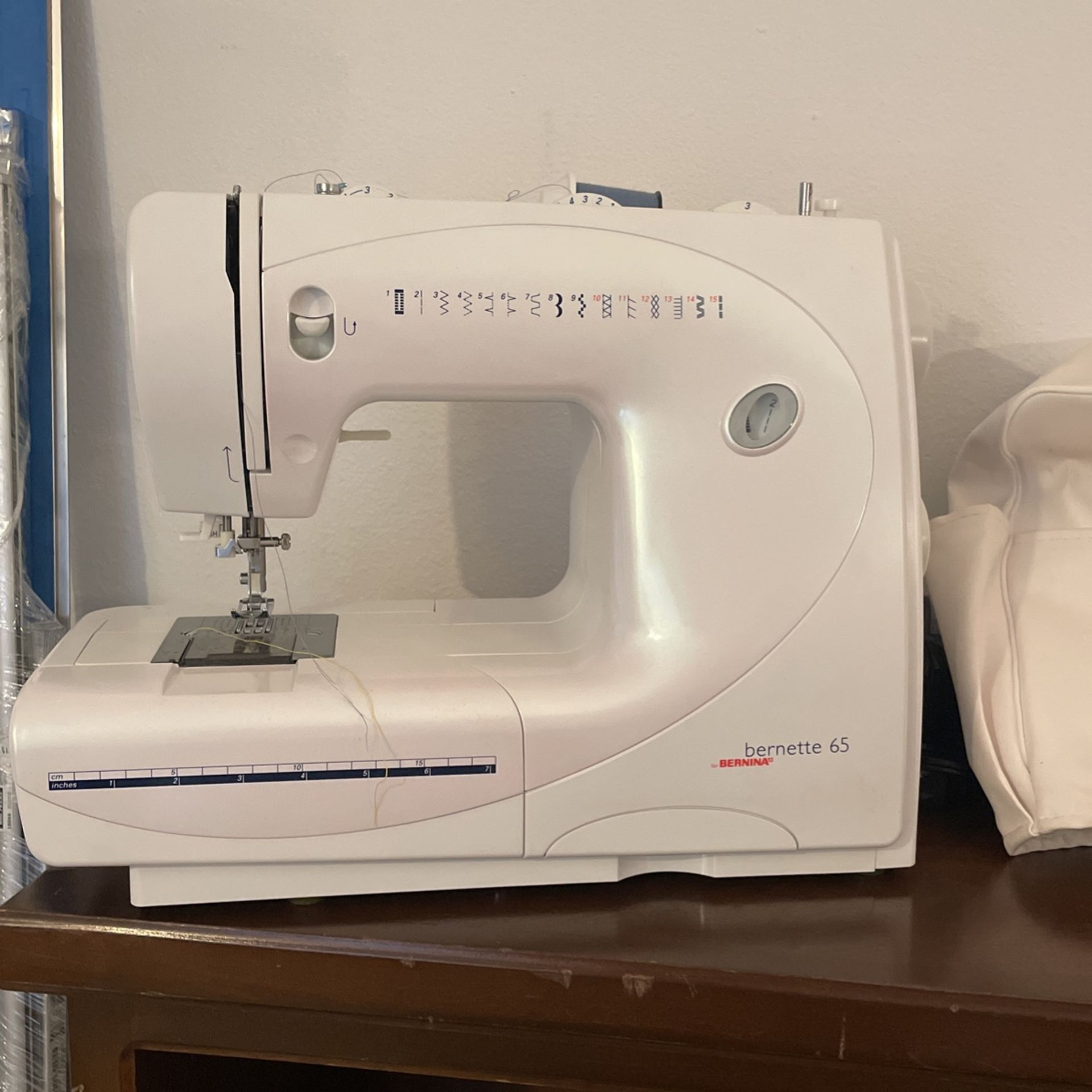 New Bernina Bernette 65 Sewing Machine $100