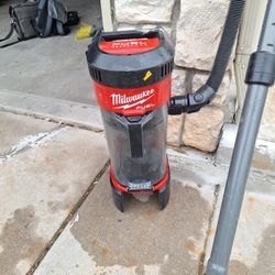 Milwaukee Backpack Vaccume 