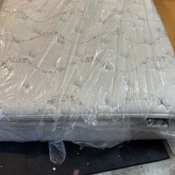 Queen Size Mattress 